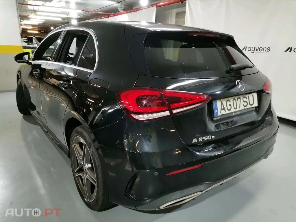Mercedes-Benz A 250 e AMG Line