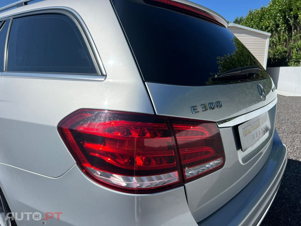 Mercedes-Benz E 300 BlueTEC Hybrid Avantgarde