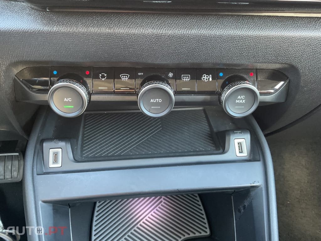 Citroen C4 1.5 BlueHDi Feel Pack EAT8