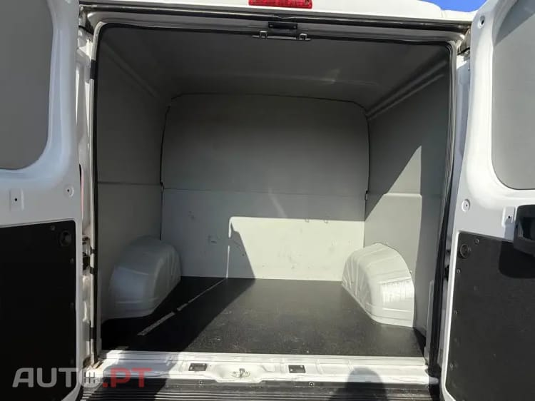 Opel Movano L2H1 3.5T 2.2 D CD
