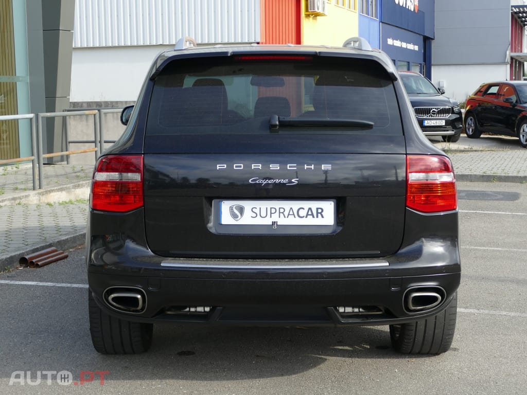 Porsche Cayenne Tiptronic