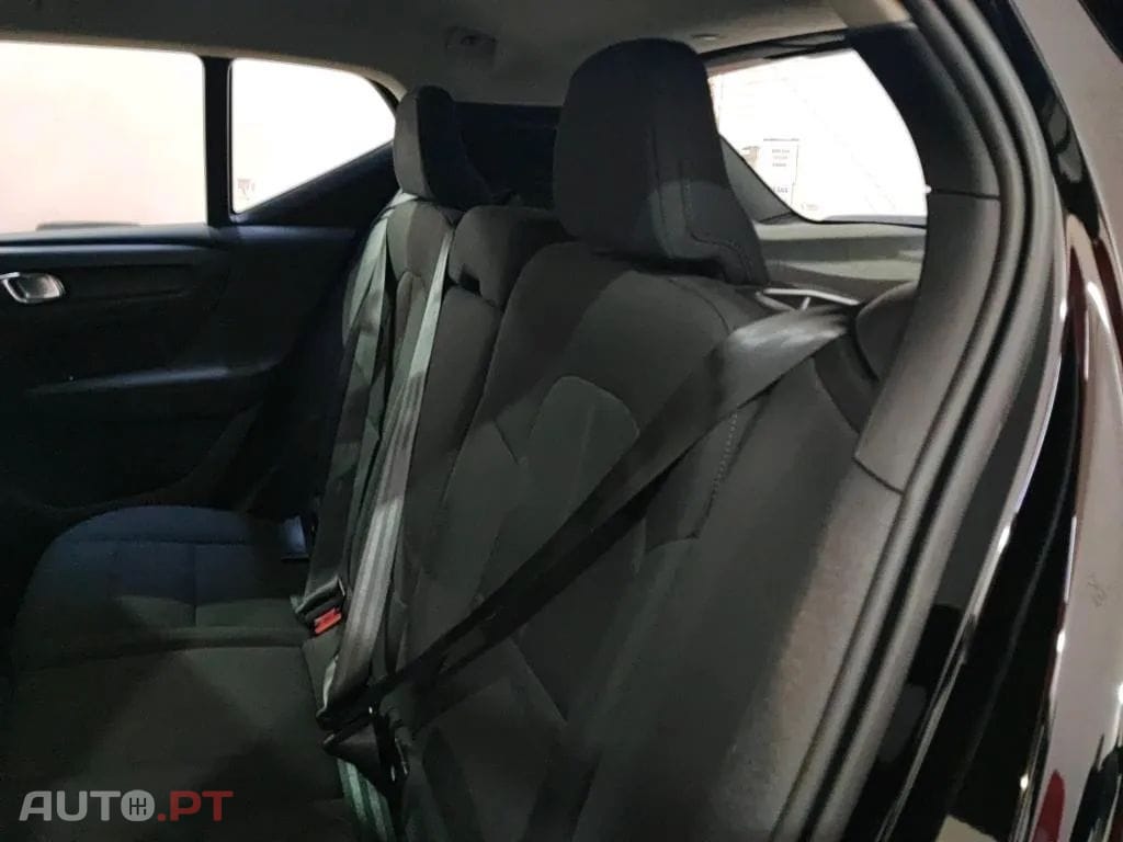Volvo XC40 1.5 T2 Momentum Core