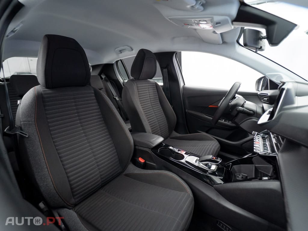 Peugeot E-208 50 kWh Active Pack