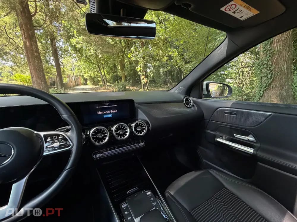 Mercedes-Benz GLA 250 e 8G-DCT Special Edition