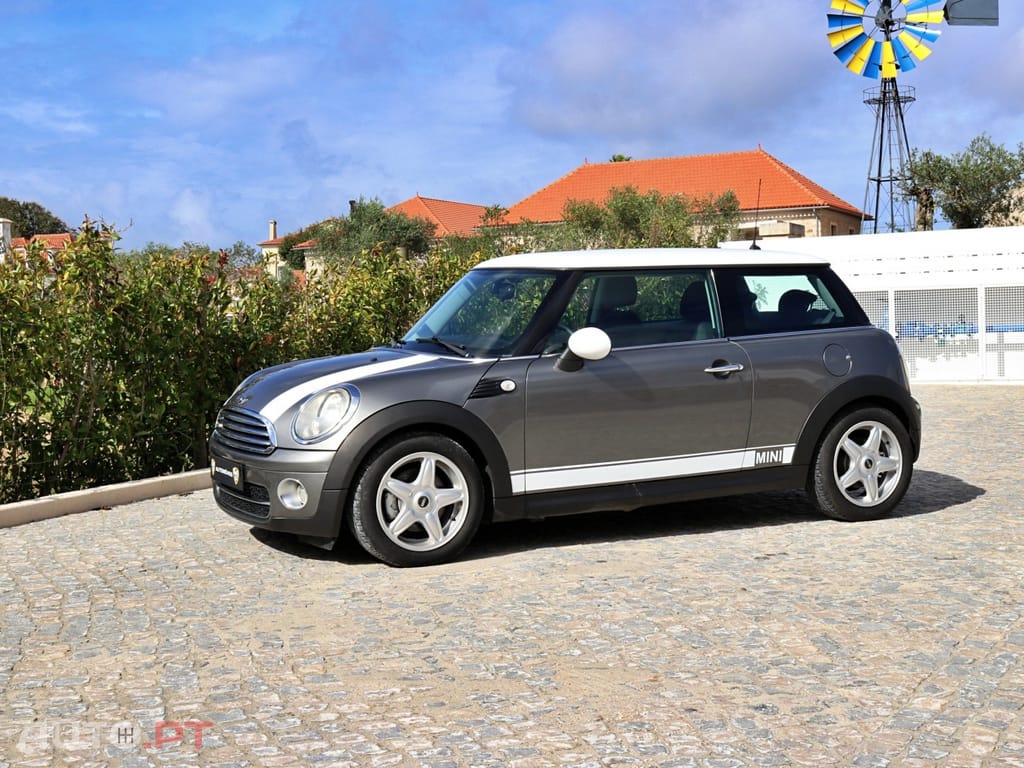 MINI Cooper Cooper D
