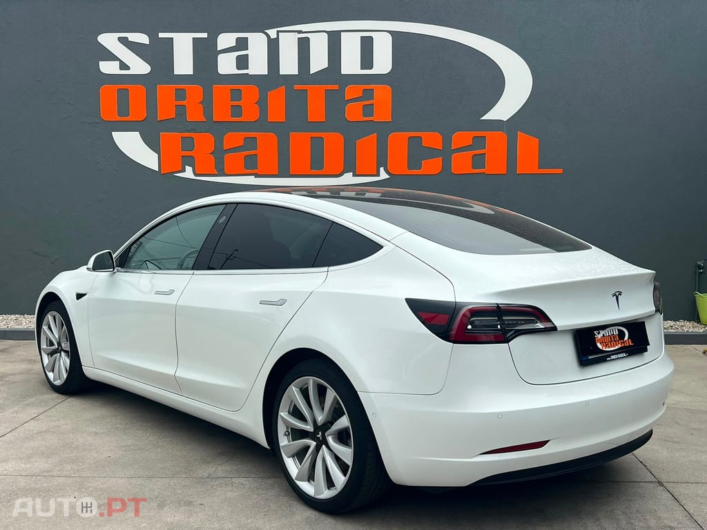 Tesla Model 3 Standard RWD Plus