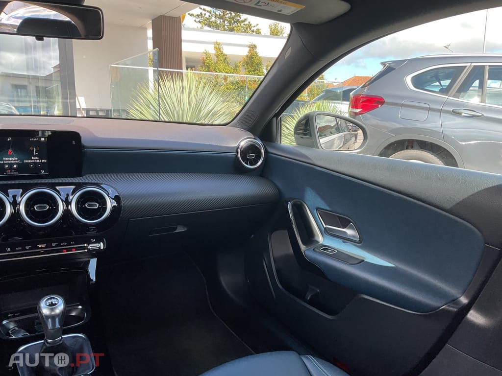 Mercedes-Benz A 180 d Business Solutions