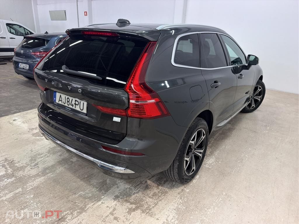 Volvo XC60 2.0 T6 PHEV Inscription Expression AWD
