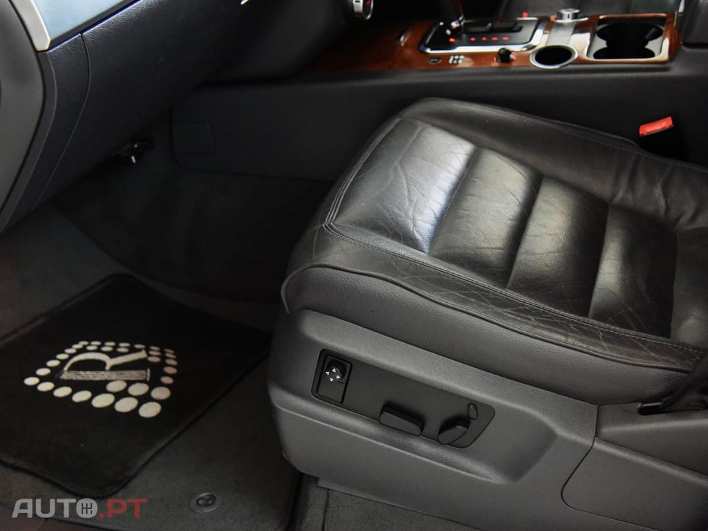 Volkswagen Touareg 3.2 V6 Tiptronic