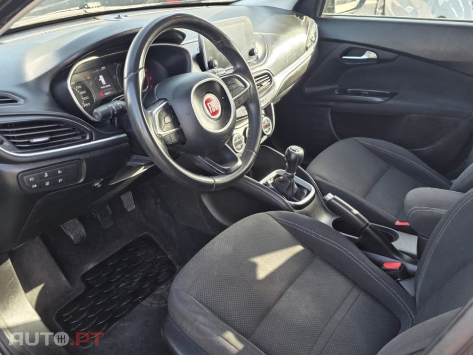 Fiat Tipo 1.3 M-Jet Lounge