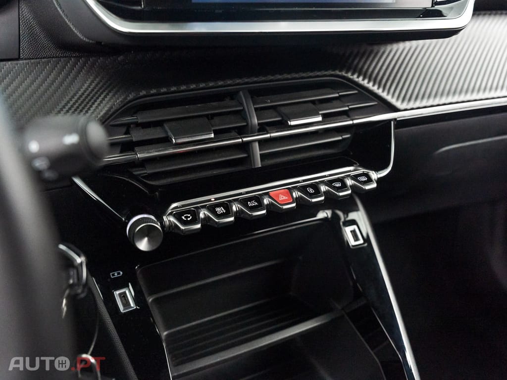 Peugeot 2008 1.2 PureTech Active Pack