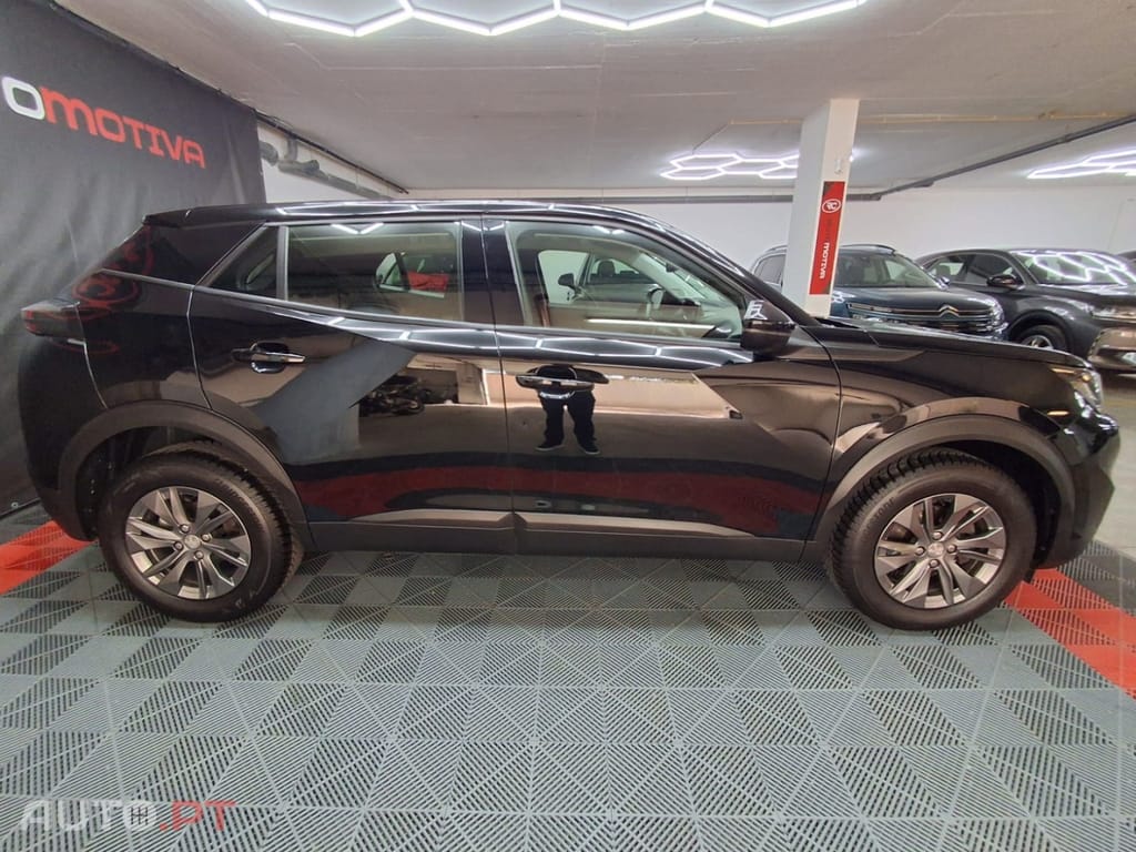 Peugeot 2008 1.2 PureTech Active Pack EAT8