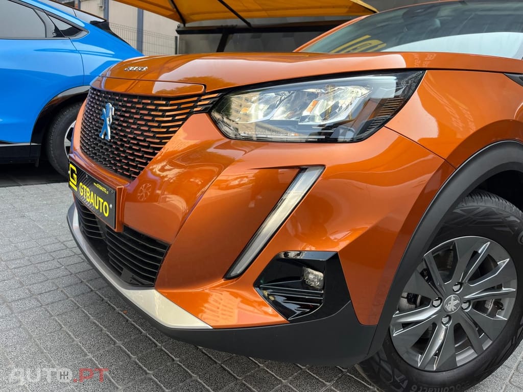 Peugeot E-2008 I.V.A DEDUTÍVEL Active