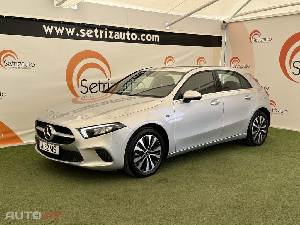 Mercedes-Benz A 250 e Style Plus