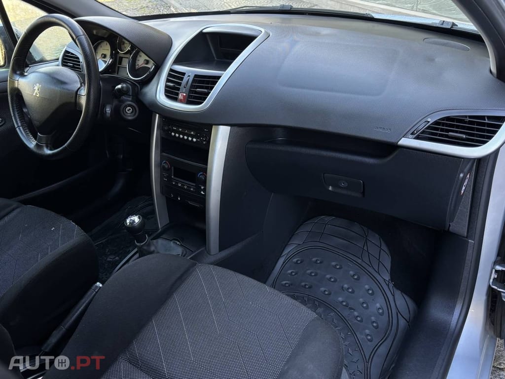 Peugeot 207 1.6 HDI 109cv