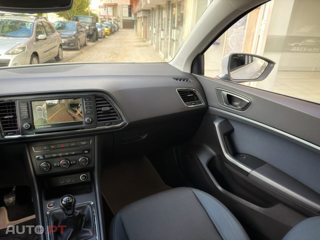 SEAT Ateca 1.6 TDI Ecomotive Reference — fotografia 27