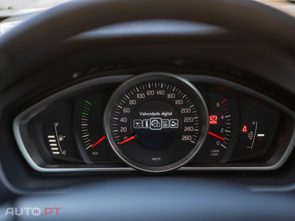 Volvo V40 Cross Country 2.0 D2 Kinetic