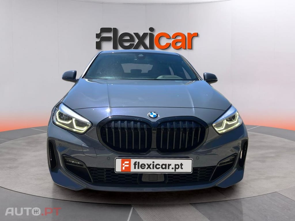 BMW 118 i Pack Desportivo M Auto