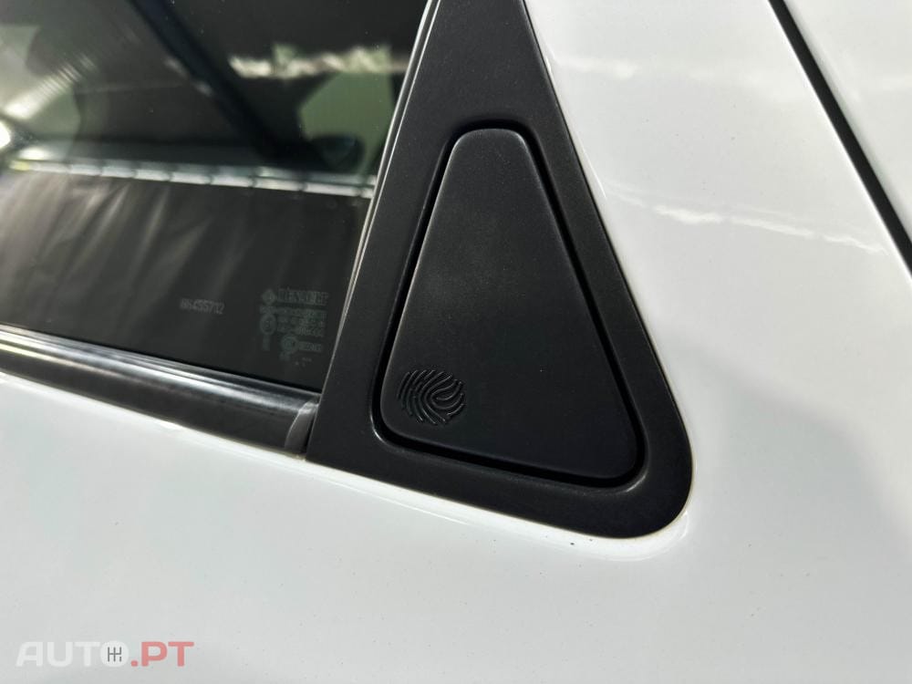 Renault Zoe Outro