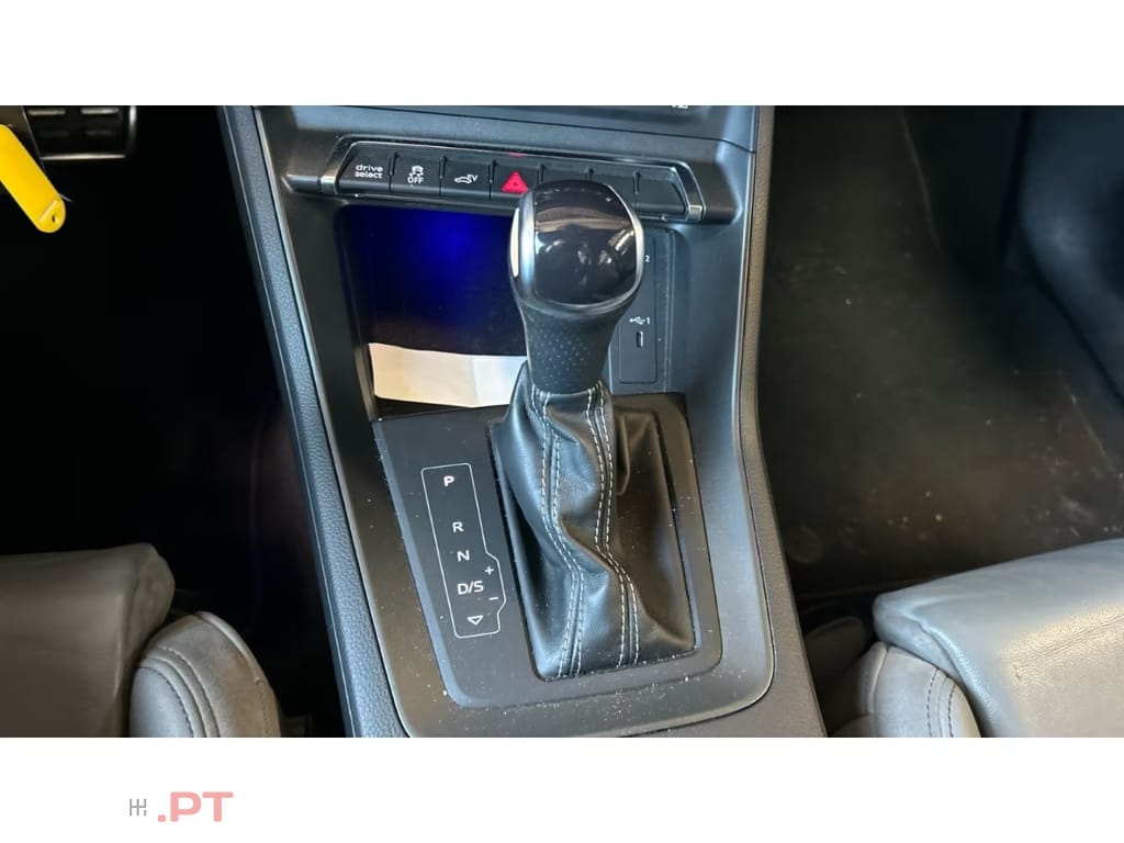 Audi Q3 45 TFSIe S line