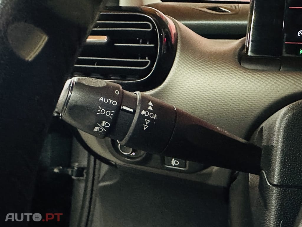 Citroen C4 Cactus 1.2 PureTech Shine EAT6