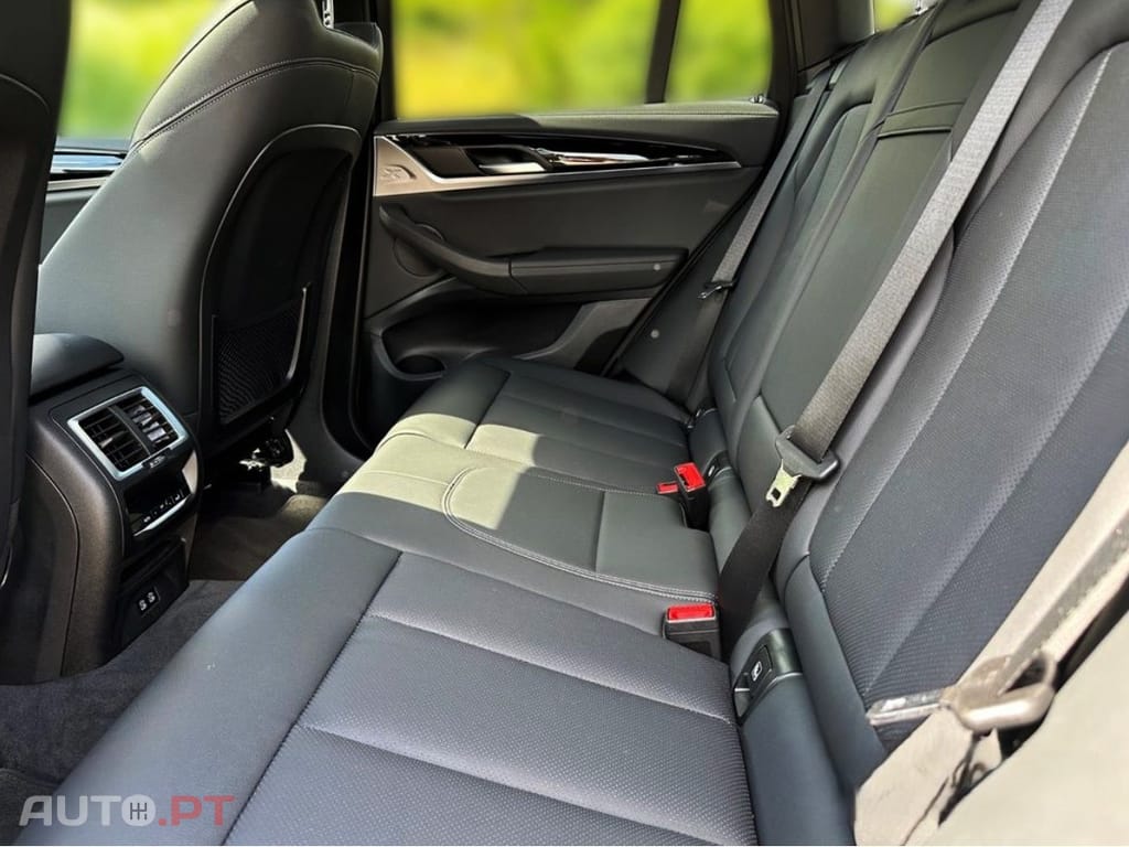 BMW iX3 M Sport Inspiring