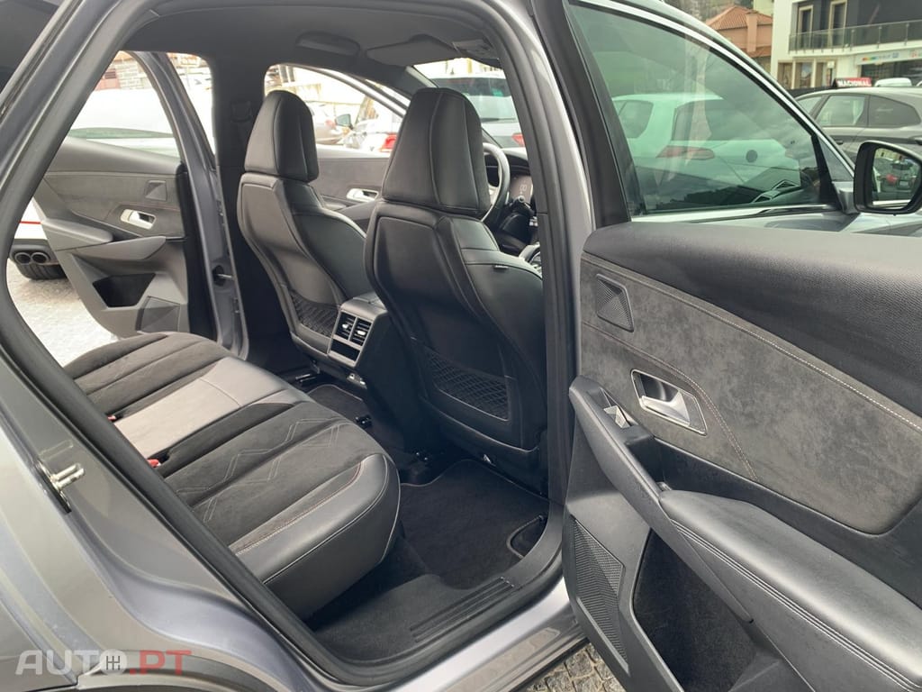 DS DS7 Crossback 1.5 BlueHDi Performance Line EAT8