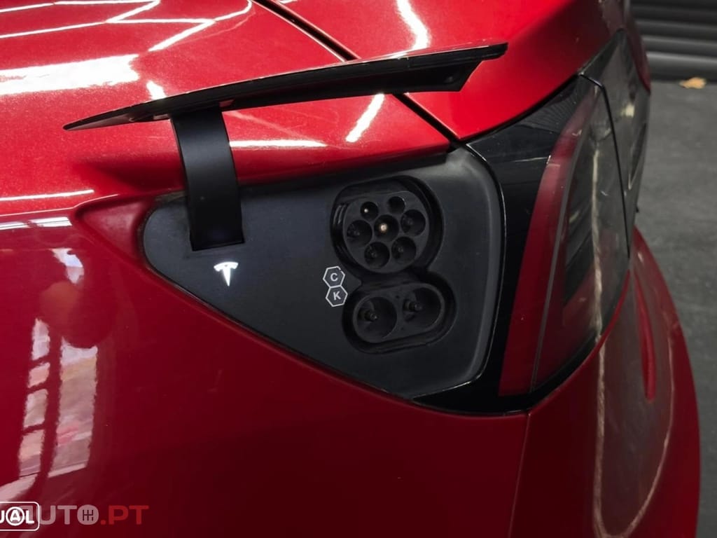 Tesla Model 3 Standard Range Plus RWD