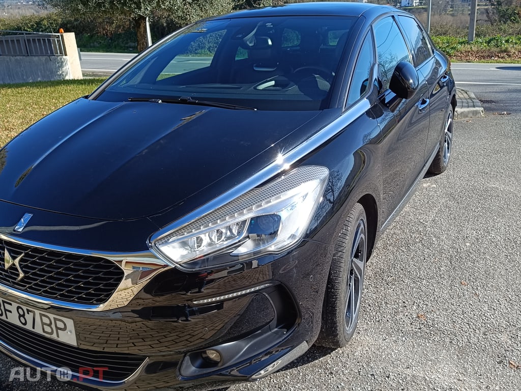 DS DS5 DS5 BlueHdi so chic 2.0