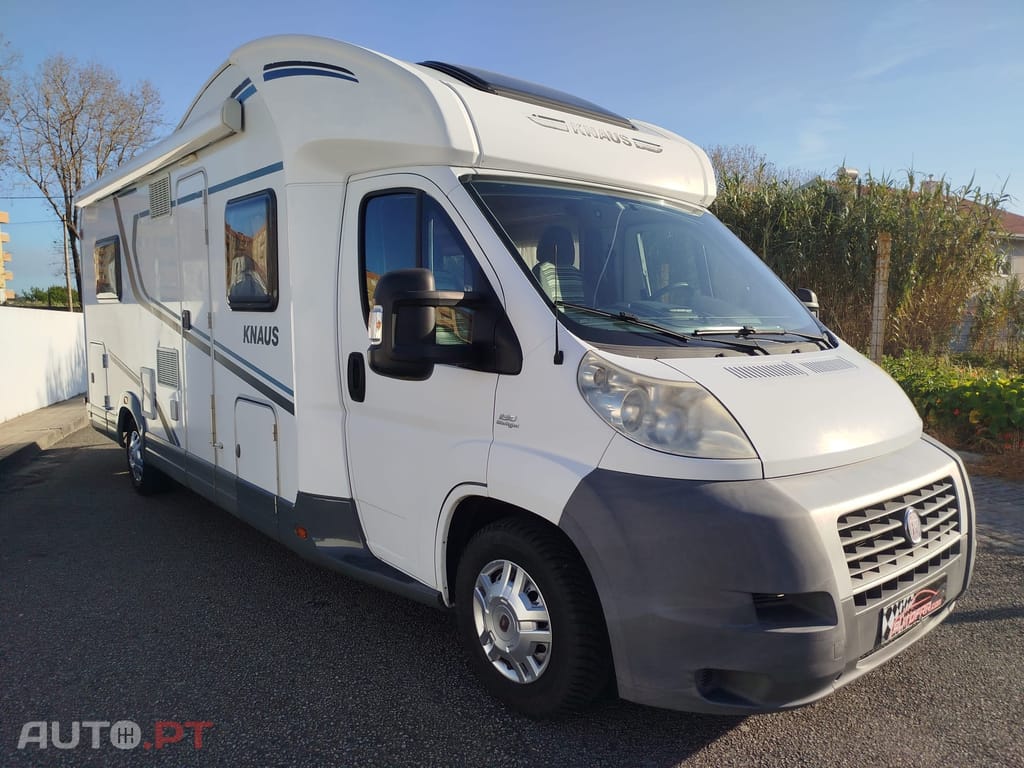 Knaus Südwind Sky wave.  Cama basculante E SUÍTE