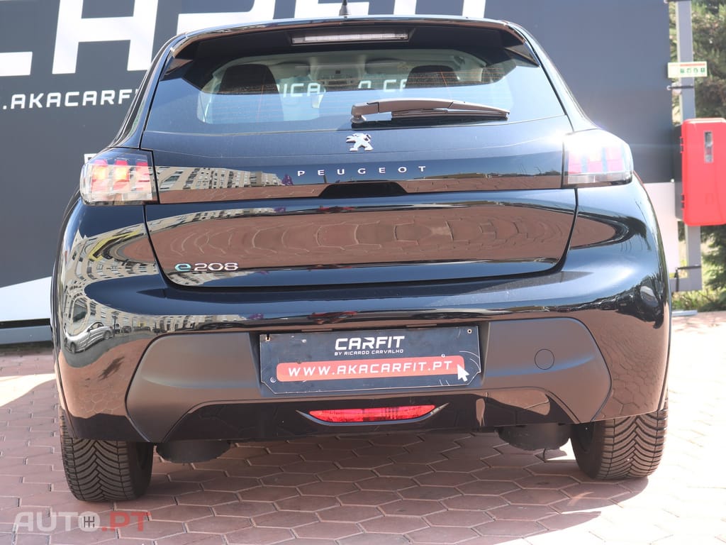Peugeot E-208 Active Pack