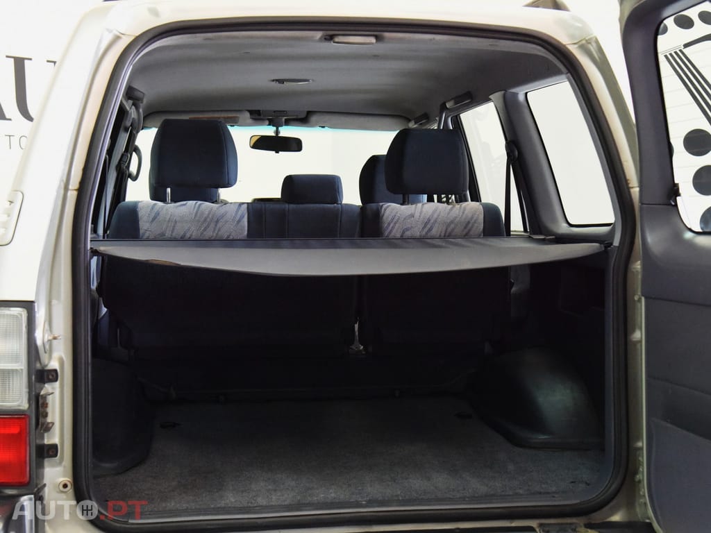 Toyota Land Cruiser 3.0 TD Pack 2