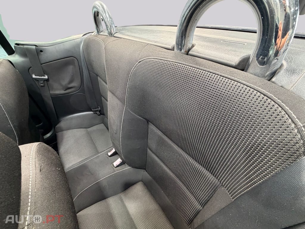 Peugeot 207 CC 1.6 VTi Active