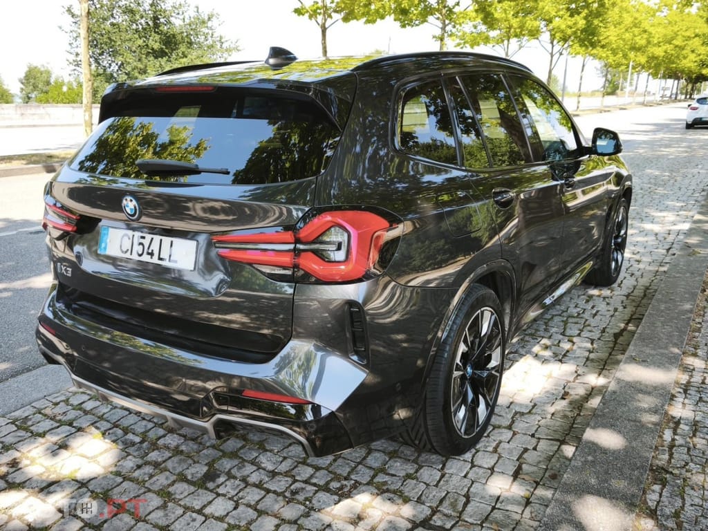 BMW iX3 M Sport Impressive