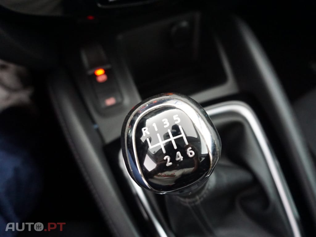 Nissan Qashqai 1.5 dCi N-Connecta J18