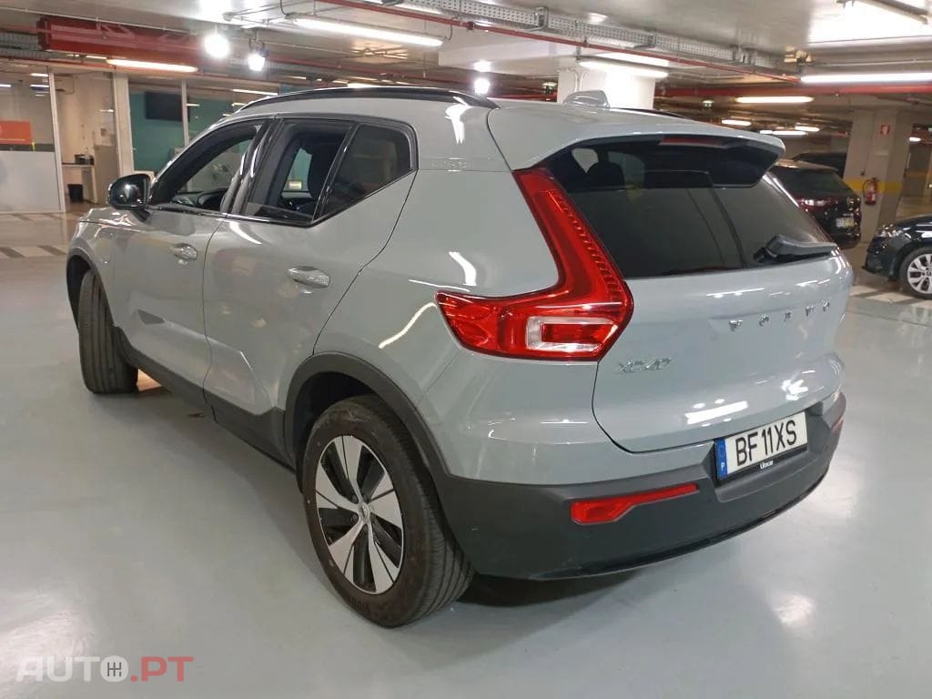 Volvo XC40 1.5 T4 PHEV Plus Dark