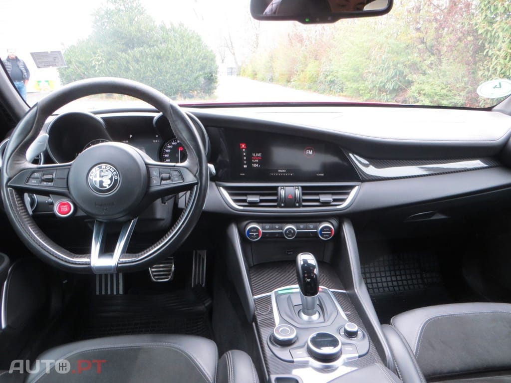 Alfa Romeo Giulia 2.9 Bi-Turbo Quadrifoglio AT8