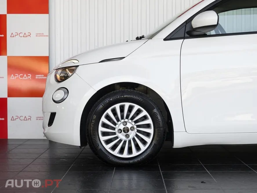 Fiat 500e Action — fotografia 13