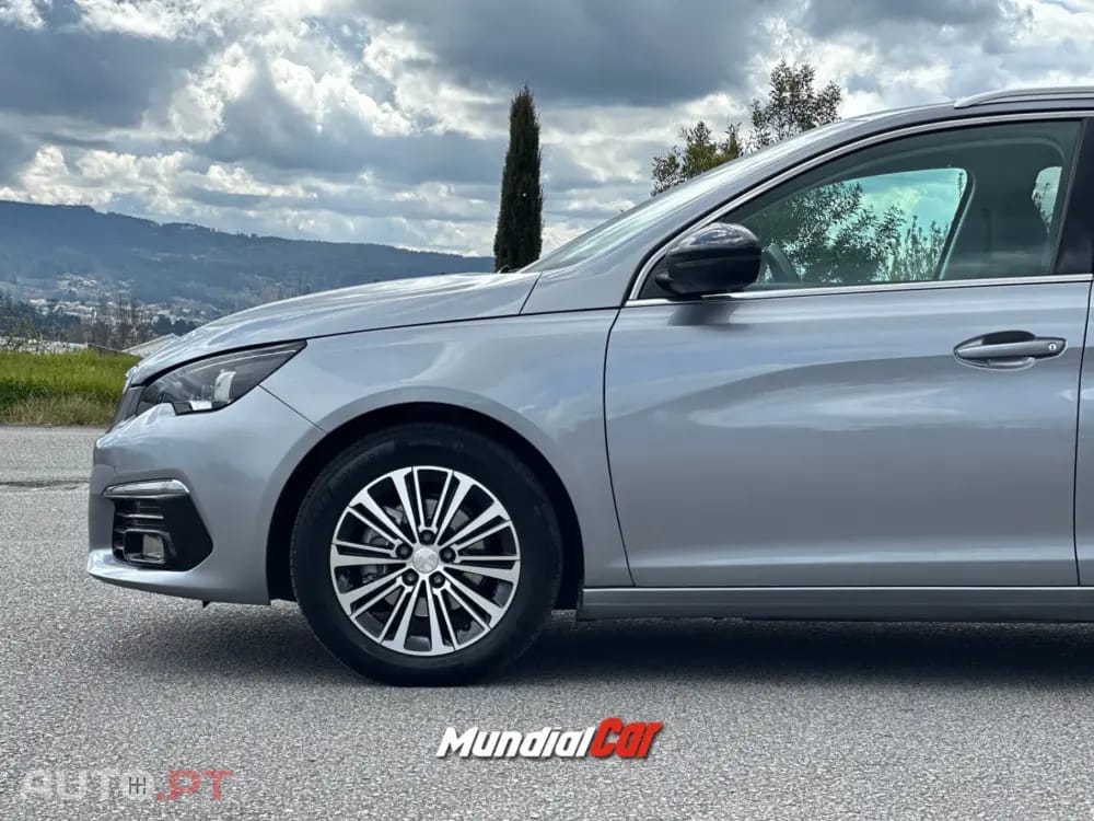Peugeot 308 SW 1.2 PureTech Allure EAT8