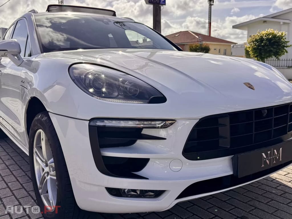Porsche Macan S