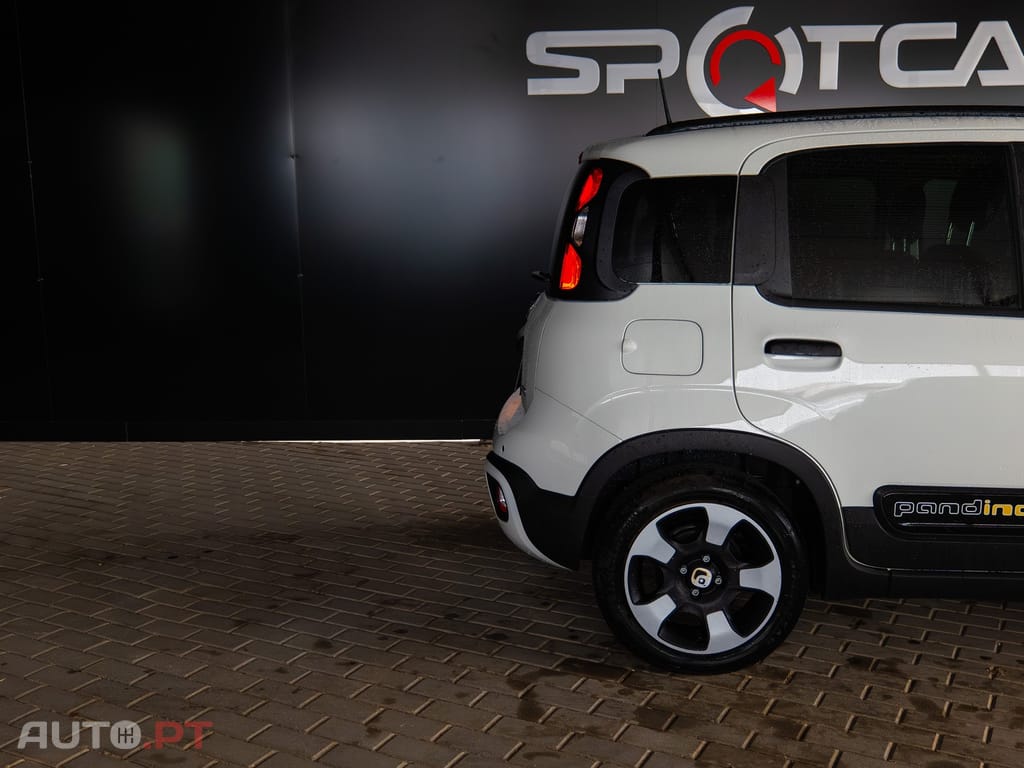 Fiat Panda Pandina 1.0 Hybrid Icon