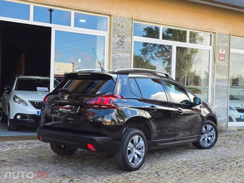 Peugeot 2008 1.6 BlueHDi Style