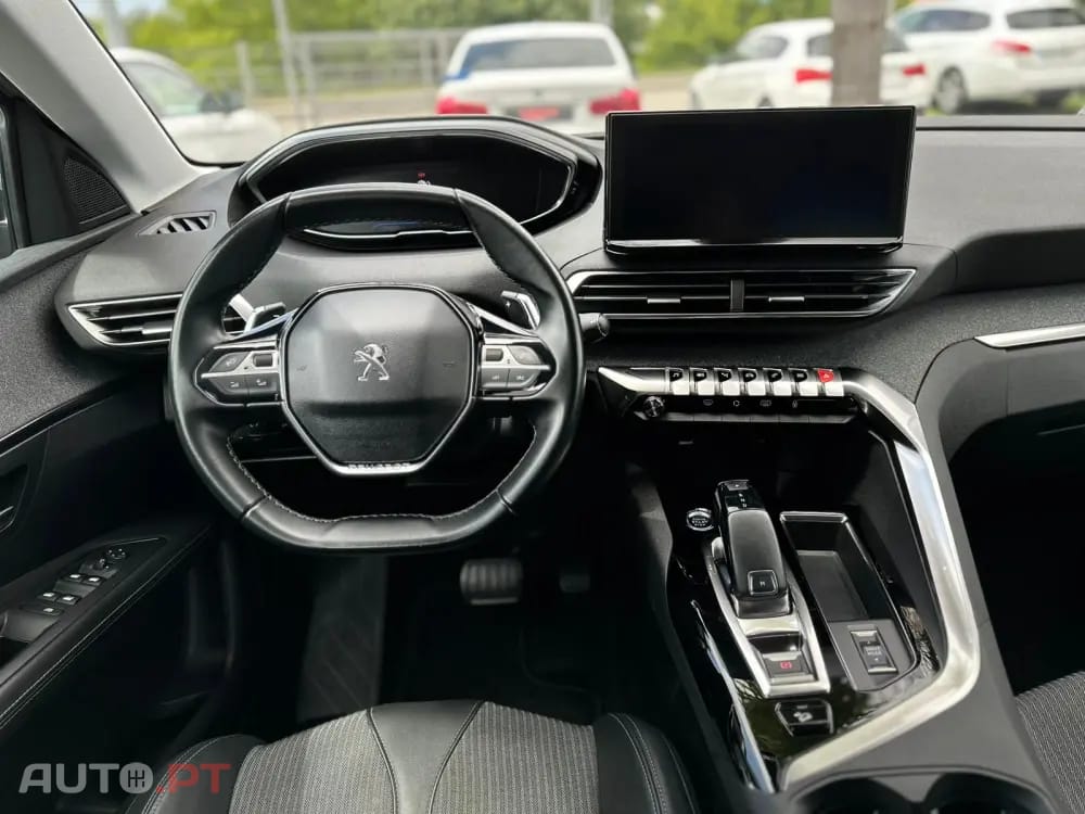 Peugeot 3008 1.5 BlueHDi Allure EAT8