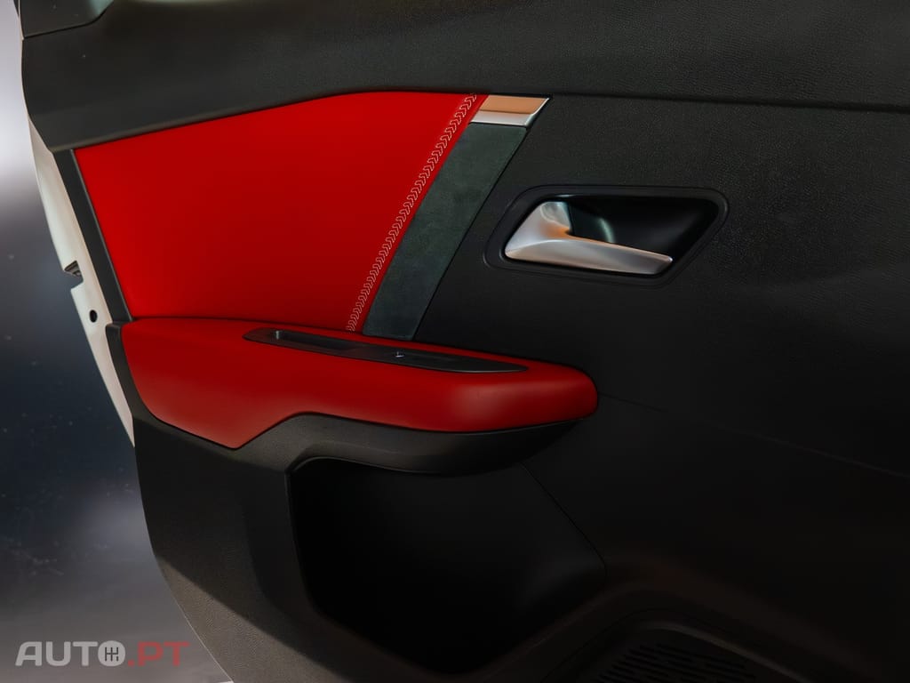Citroen C4 BlueHDi 110 Stop&Start SHINE