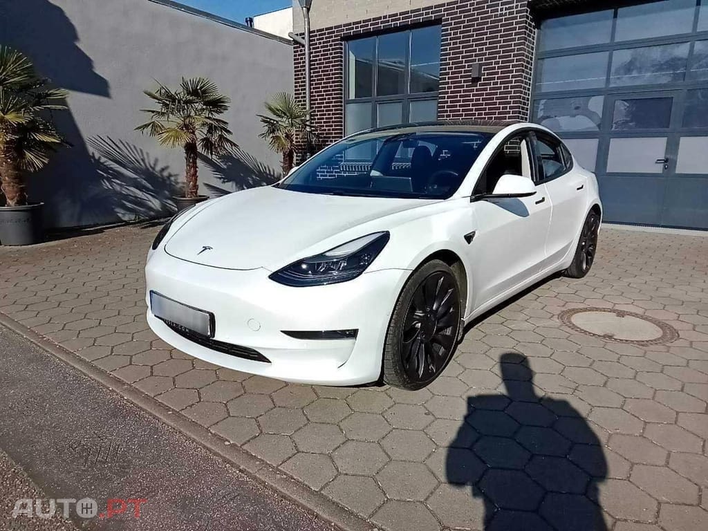 Tesla Model 3 Performance Dual Motor AWD