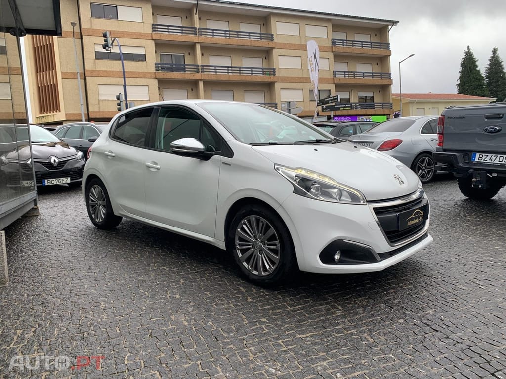 Peugeot 208 1.2 PureTech Style