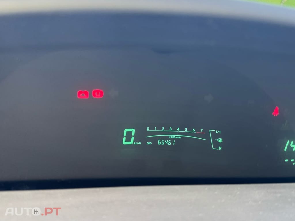 Toyota Yaris 1.0 VVT-i AC