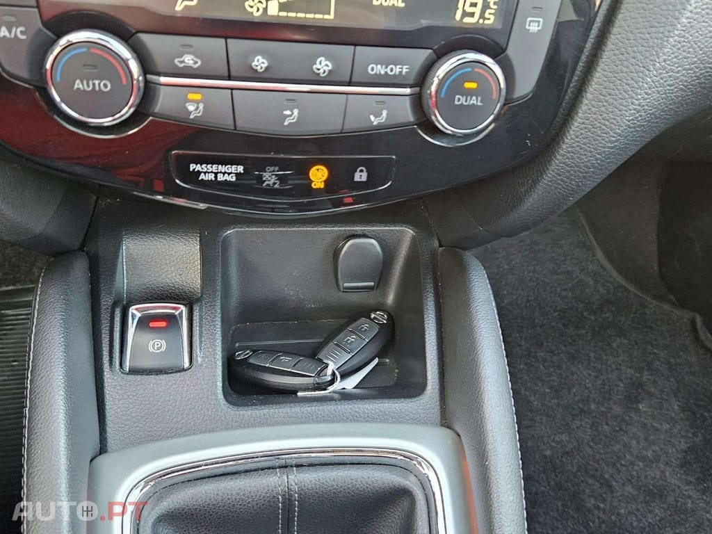 Nissan Qashqai 1.5 dCi Tekna J19