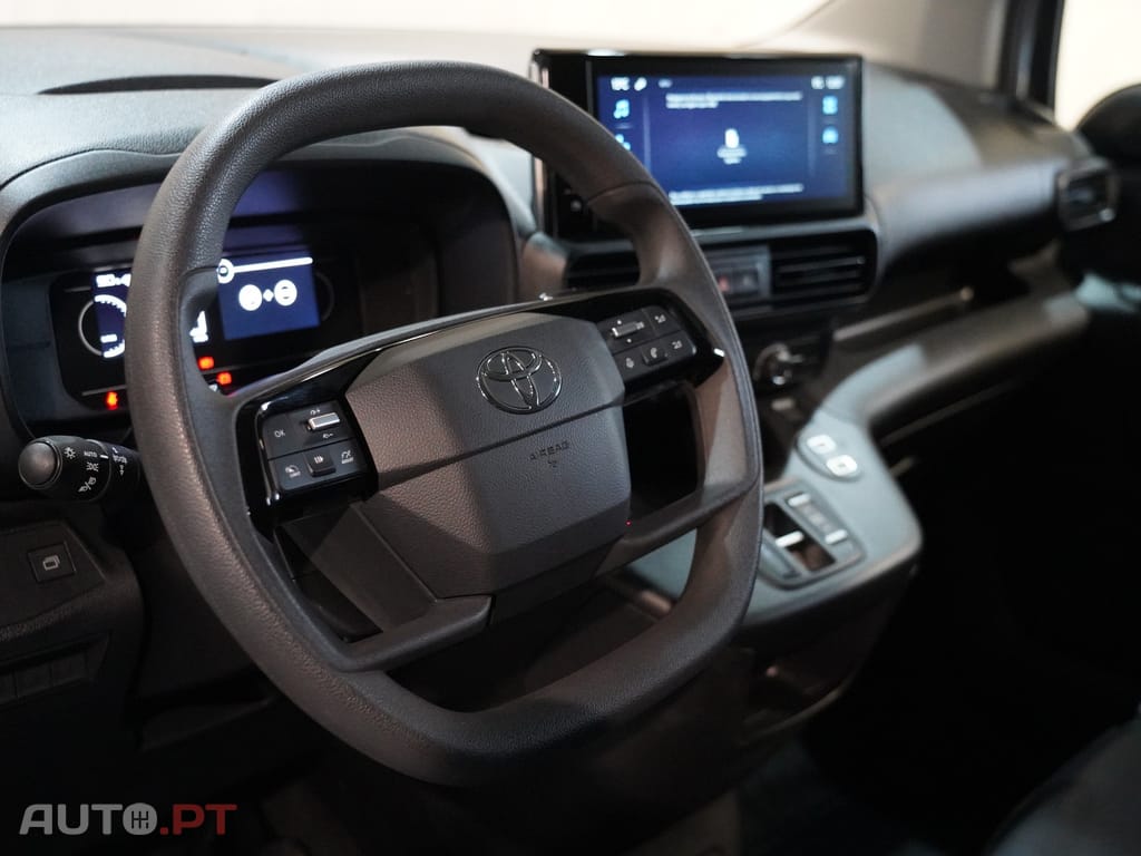 Toyota Proace City 50 kWh L2 Exclusive