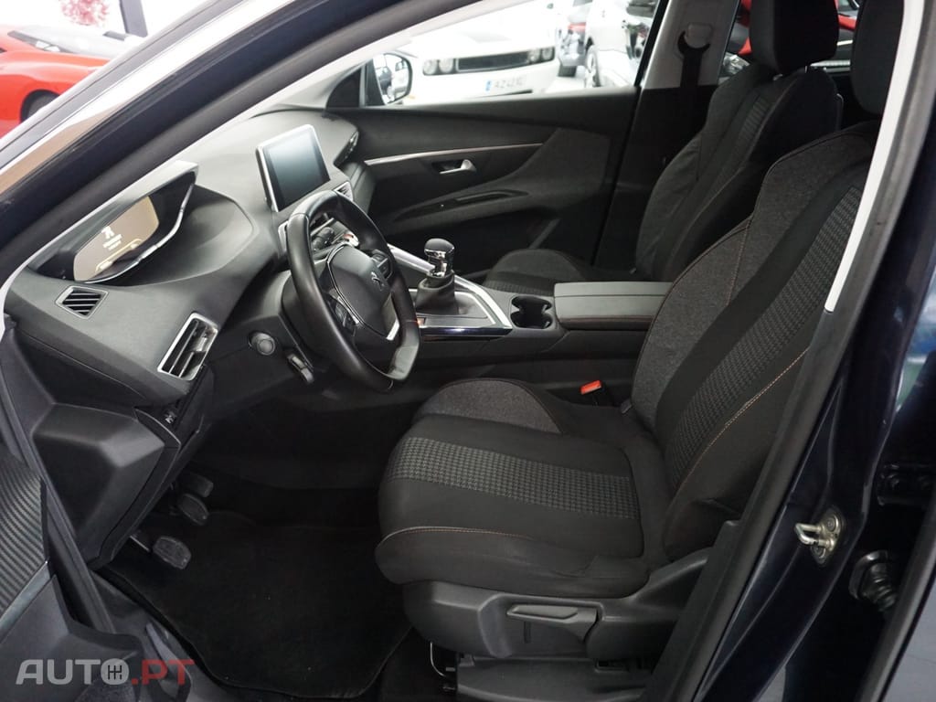 Peugeot 5008 1.6 BlueHDi Allure